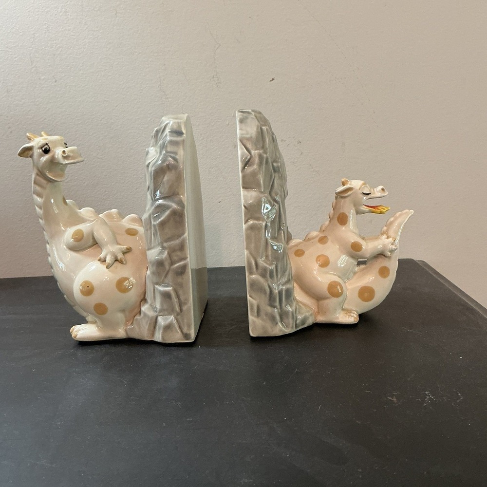 RARE VINTAGE PUFF THE MAGIC DRAGON CERAMIC DRAGON BOOKENDS Nursery